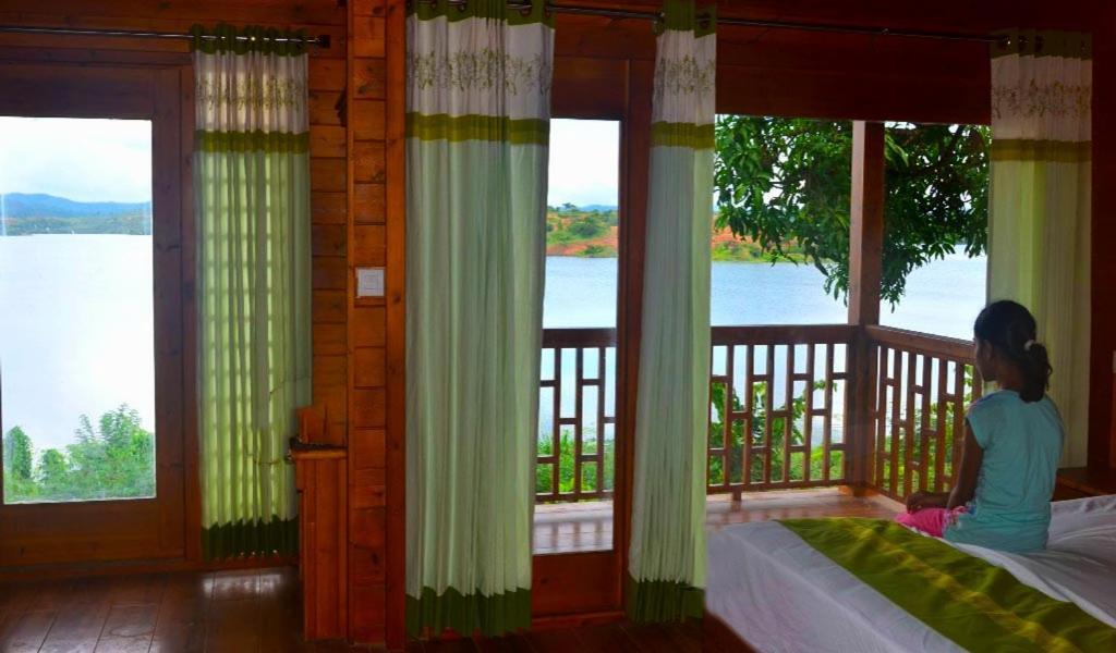 LakeRose Wayanad Resort Ambalavayal Bagian luar foto